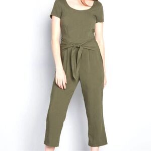 ModCloth Bay Area Believer Cropped Tie Front Jumpsuit Womens Size Medium Green E